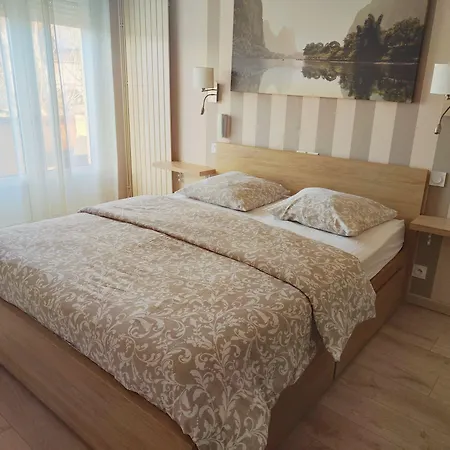 فندق Hotel-restaurant Le Commerce