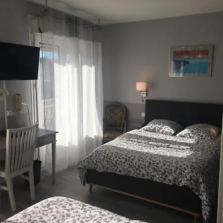 فندق Hotel-restaurant Le Commerce