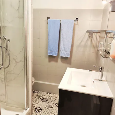 Hotel Hotel-restaurant Le Commerce