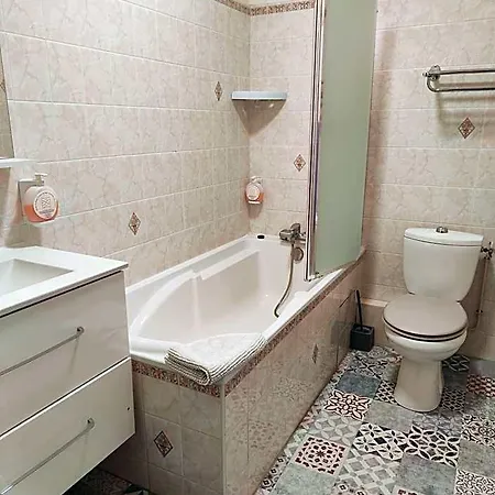 Hotel-restaurant Le Commerce 酒店 2*