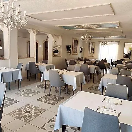 Hotel-restaurant Le Commerce Hotel
